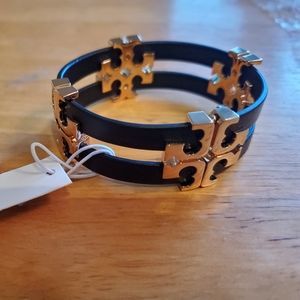 Tory Burch Serif-T Stacked Bracelet